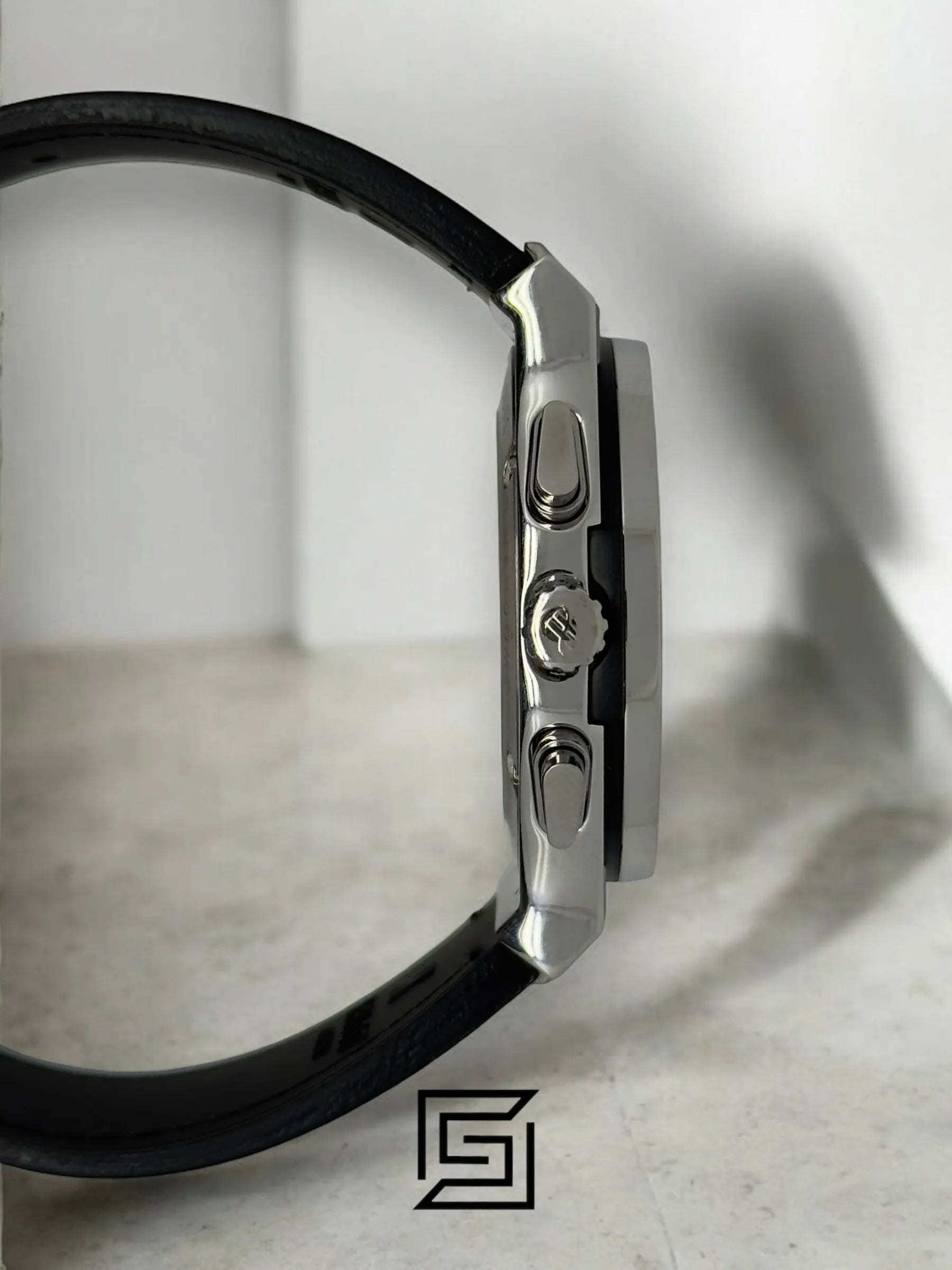 Hublot Classic Fusion Silver – Black Dial – Japanese Quartz Movement – Rubber Strap
