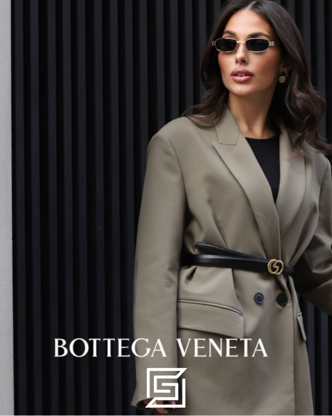 Bottega Veneta BV1381S عدسات أزرق داكن إطار نصف ذهبي