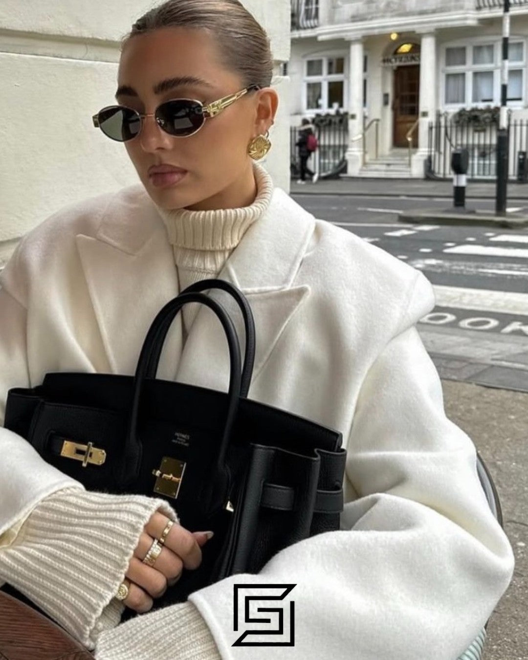 CELINE CL40235 Black Lenses Gold Frame