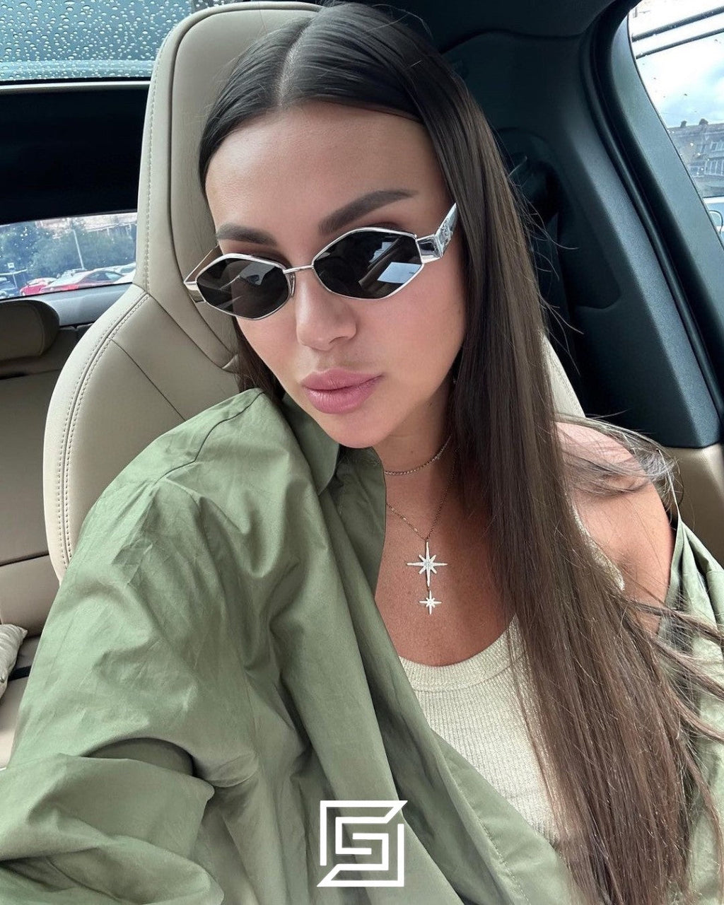 CELINE CL40254U عدسات سوداء بإطار فضي