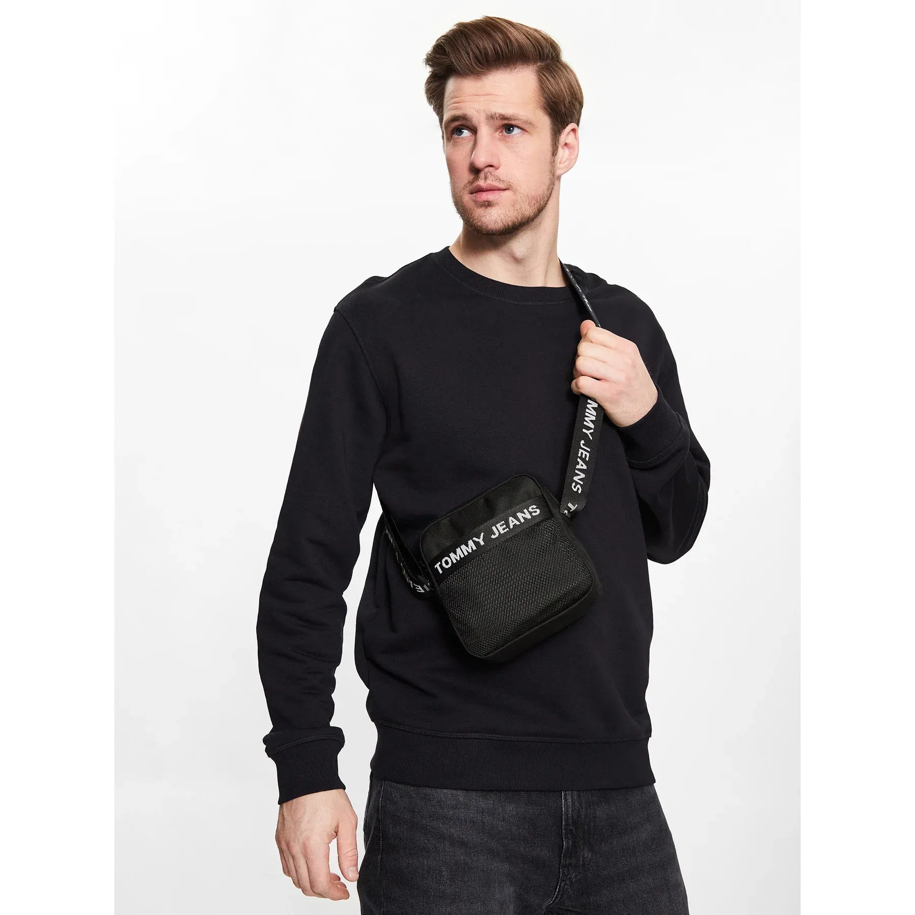 ORIGINAL Tommy Hilfiger leather Tommy Jeans Bag AM0AM10901 Black