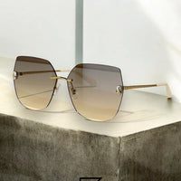 نظارة شمسية نسائية BVLGARI BV40030 - عدسات باللون الذهبي المتعدد