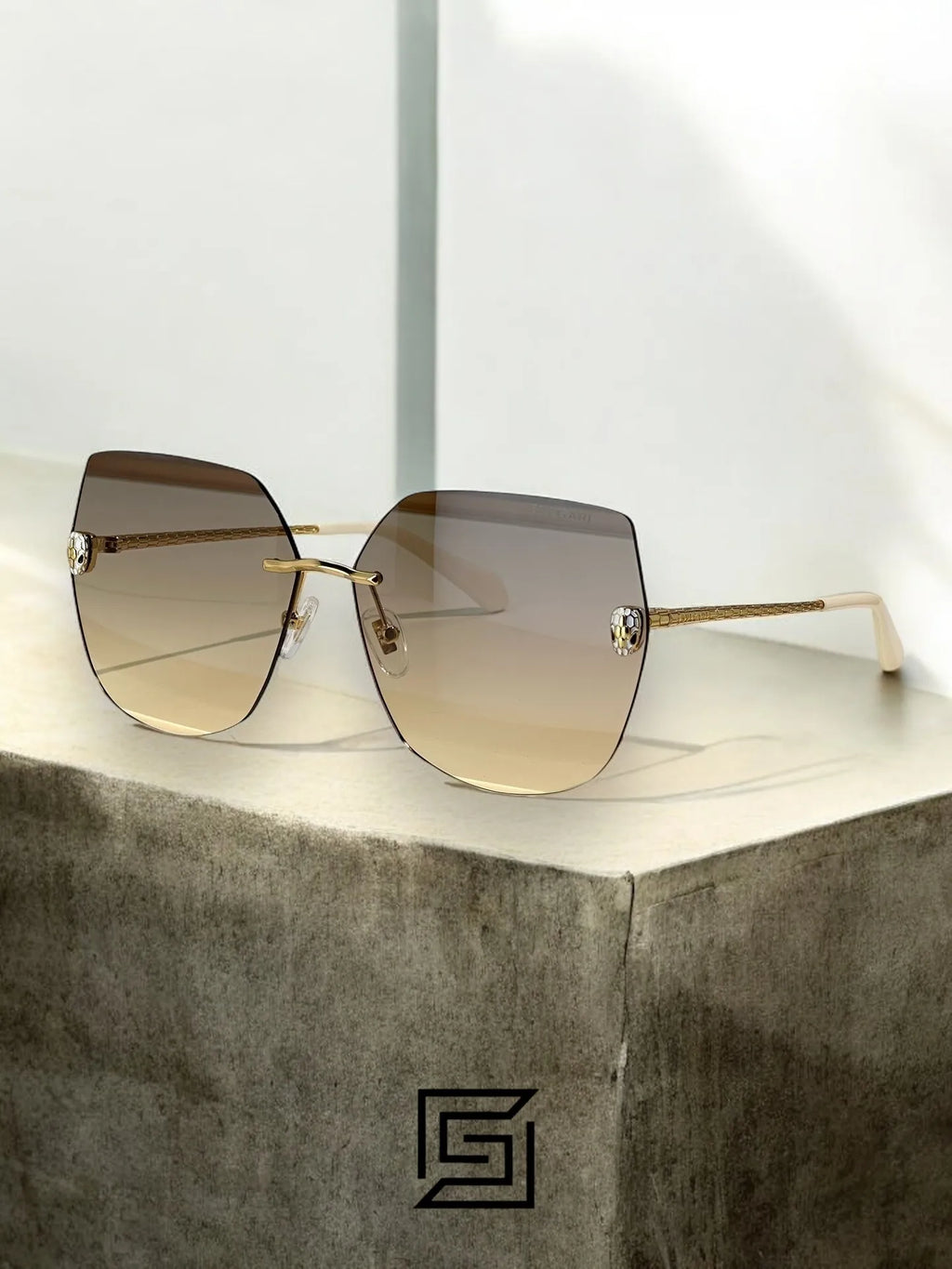 نظارة شمسية نسائية BVLGARI BV40030 - عدسات باللون الذهبي المتعدد