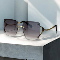 نظارة شمسية BVLGARI BV6190 للنساء - رمادية