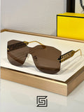 FENDI FE40067 Sunglasses For Women - brown