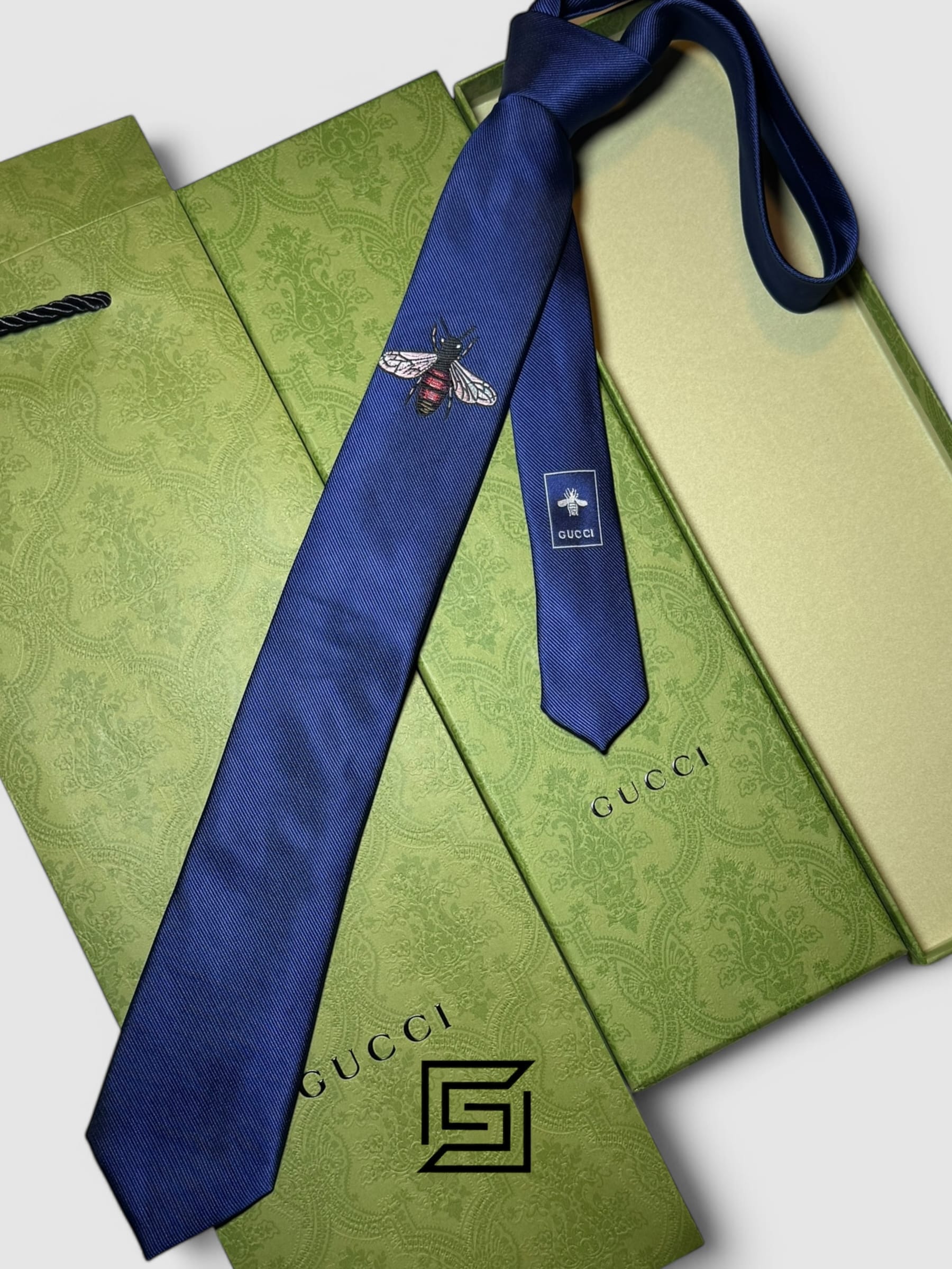 Gucci - Navy Blue Color With Big Bee Signature