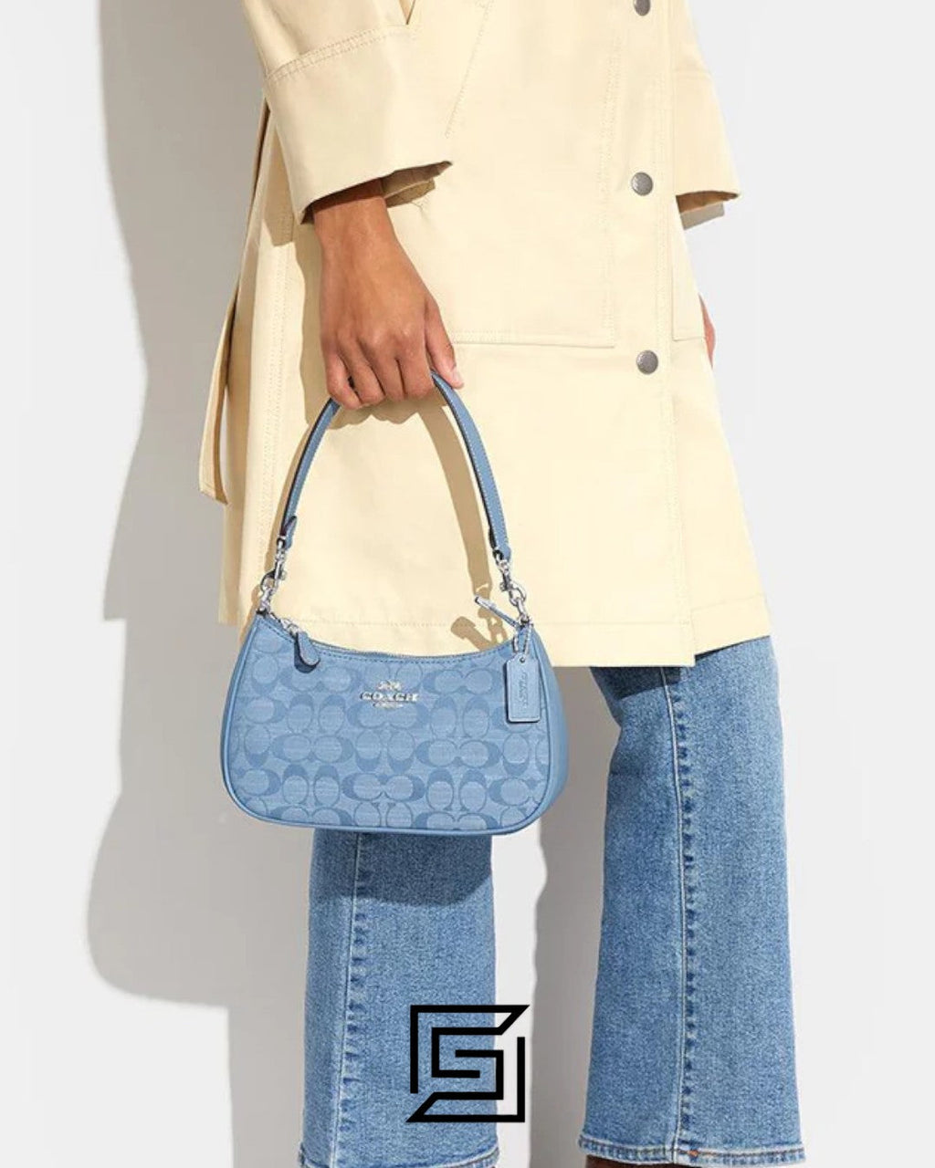 Teri Shoulder Bag In Signature Chambray CH139