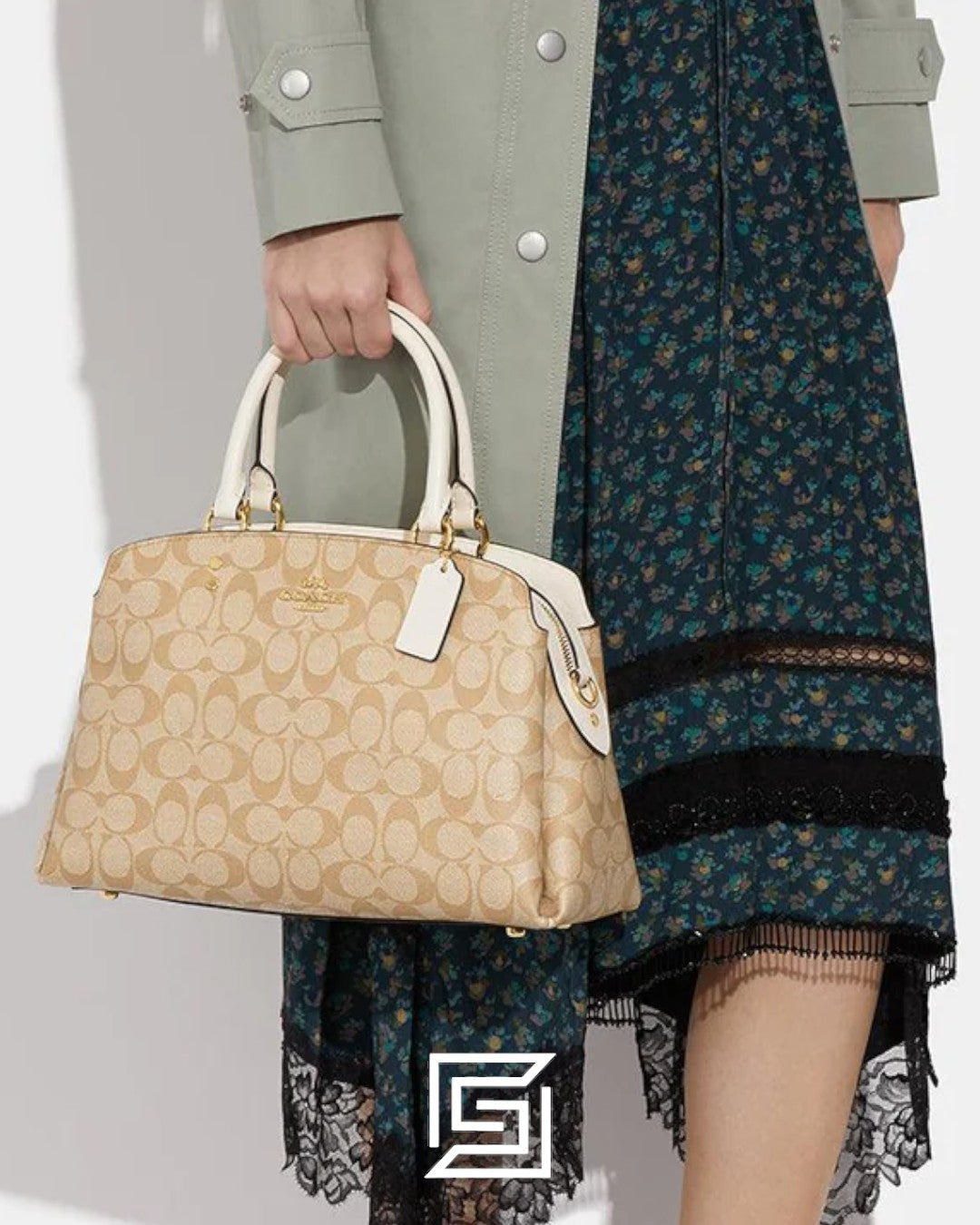 Lillie Carryall In Signature Canvas 91495