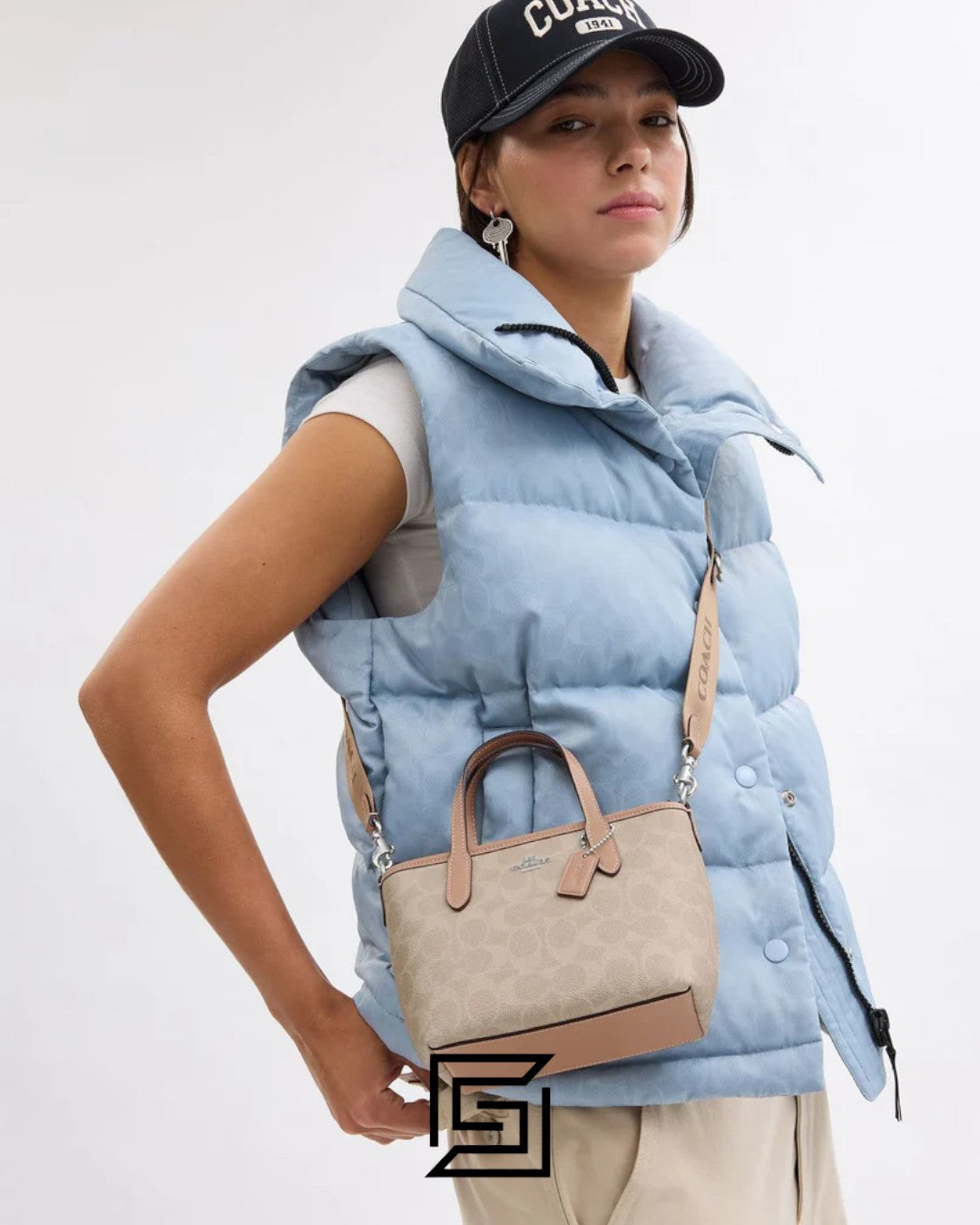 City Mini Tote Bag In Signature Canvas CW032