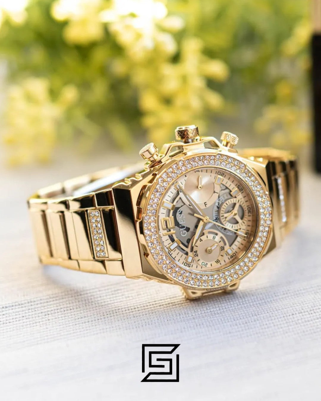 GUESS Ladies Gold Tone Analog Watch GW0552L2