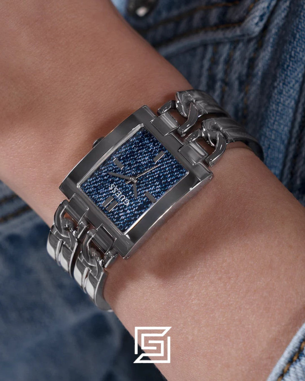 GUESS Ladies SILVER Tone Analog GW0807L1