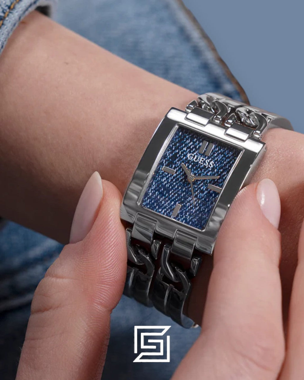 GUESS Ladies SILVER Tone Analog GW0807L1