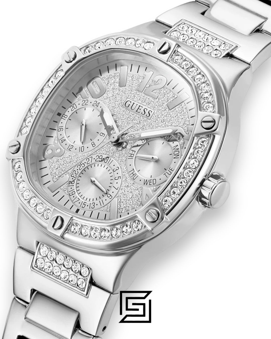 ساعة أنالوج فضية اللون من GUESS للنساء طراز GW0558L1