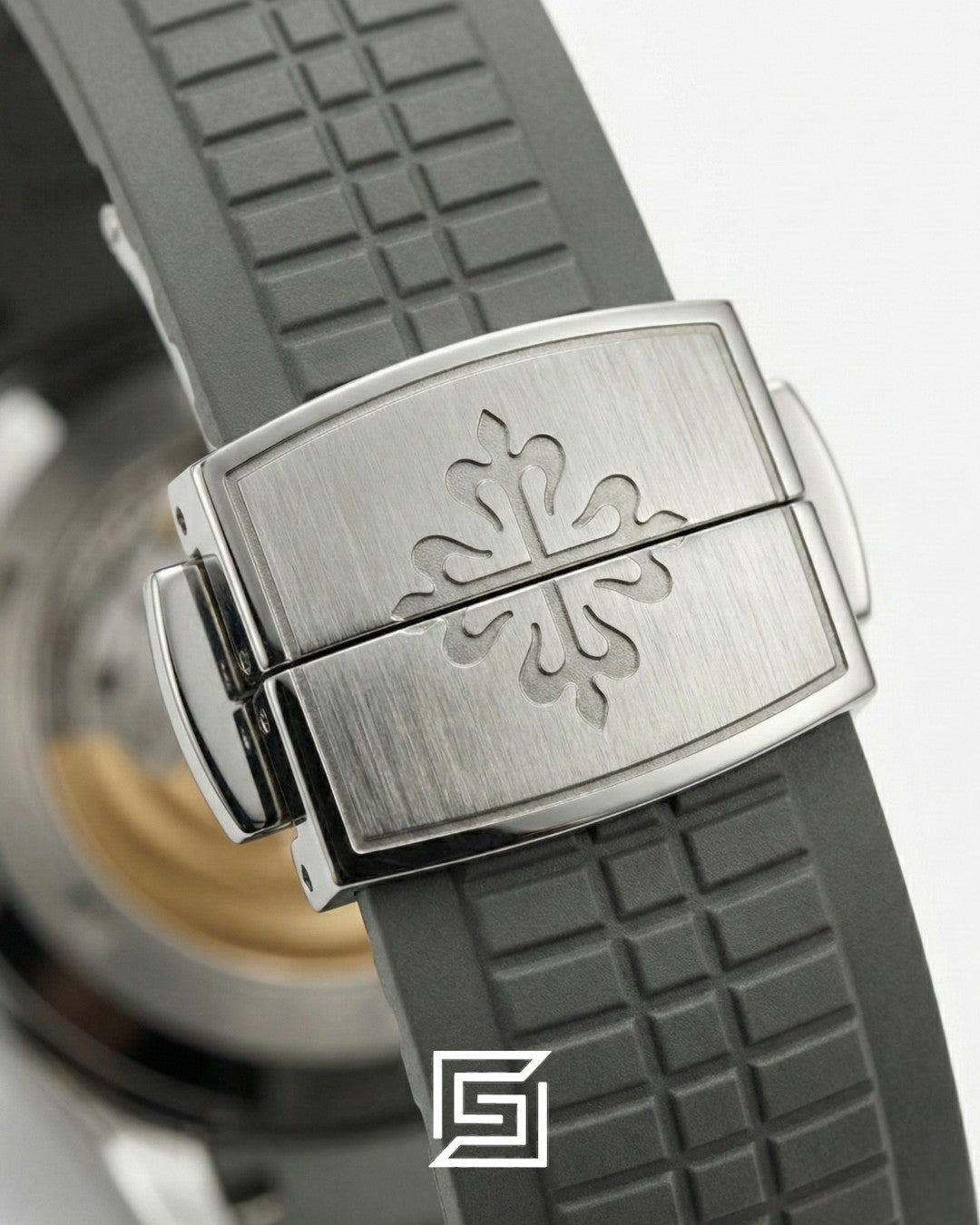Patek Philippe Aquanaut Chronograph – Black Dial × Grey Rubber Strap – Japanese Automatic