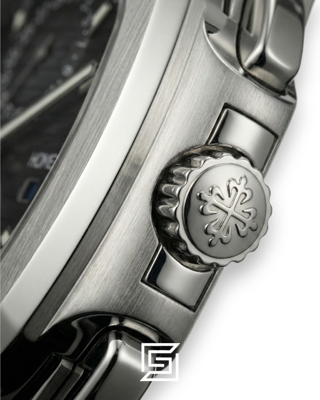 Patek Philippe Nautilus Travel Time – Black Dial – Japanese Automatic Chronograph – Stainless Steel Bracelet