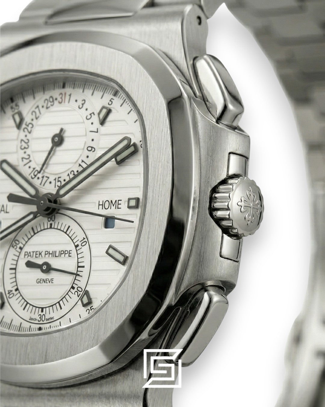 Patek Philippe Nautilus Travel Time – White Dial – Japanese Automatic Chronograph – Stainless Steel Bracelet