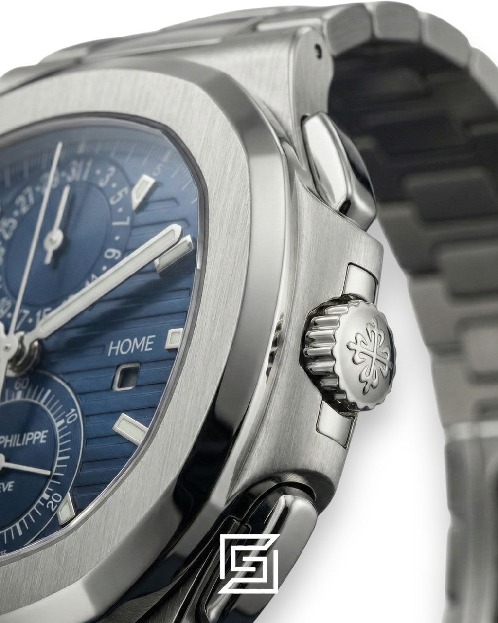 Patek Philippe Nautilus Travel Time – Blue Dial – Japanese Automatic Chronograph – Stainless Steel Bracelet