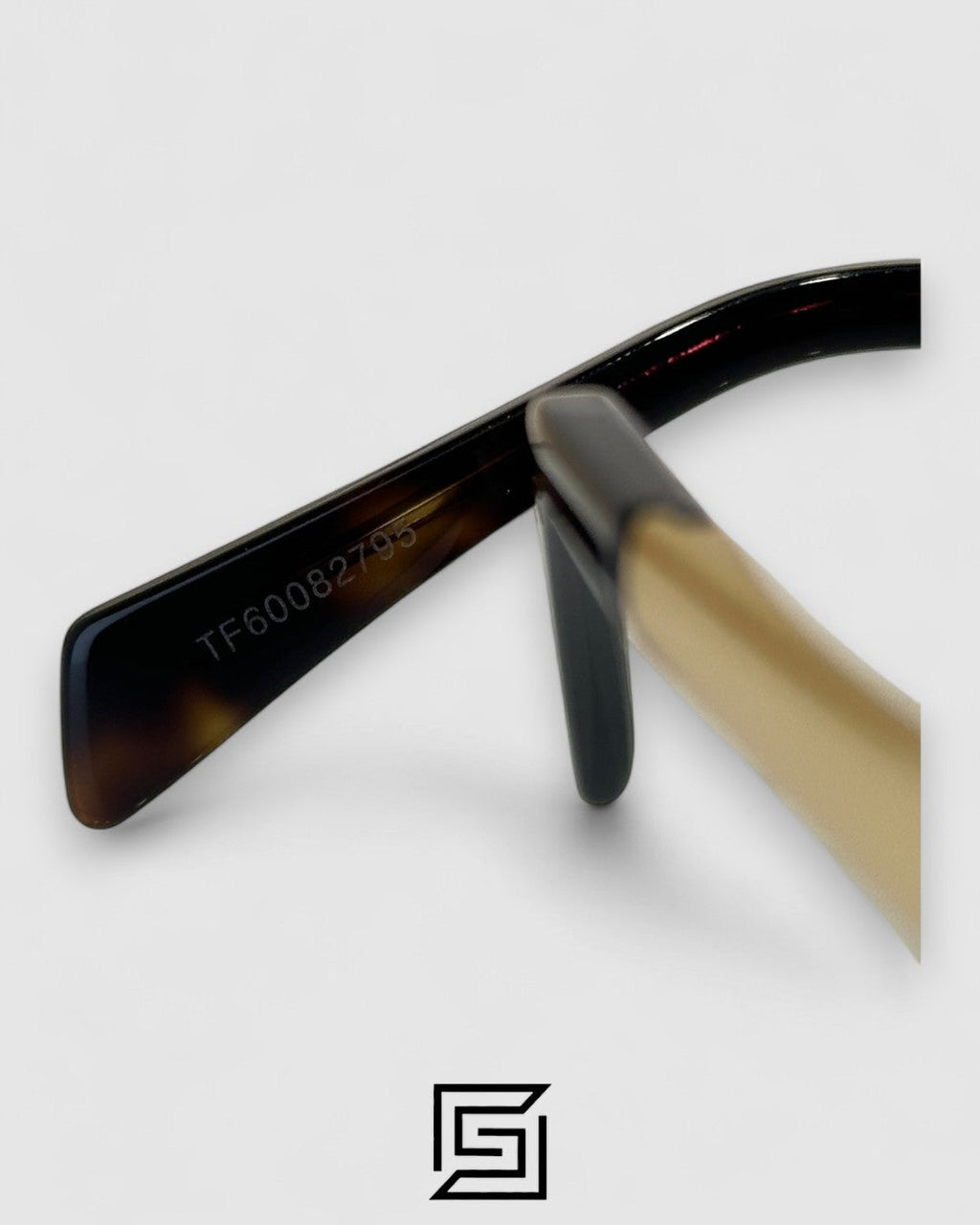 CELINE CL40254U Olive Lenses Gold Frame
