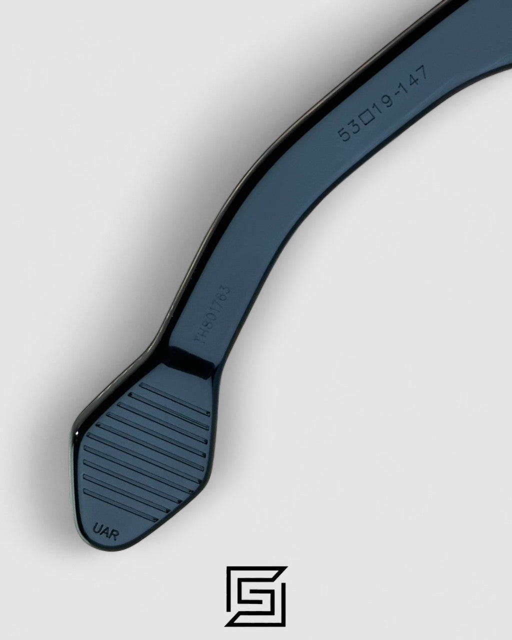 T HENRI UTOPIA Black Lenses Black Frame