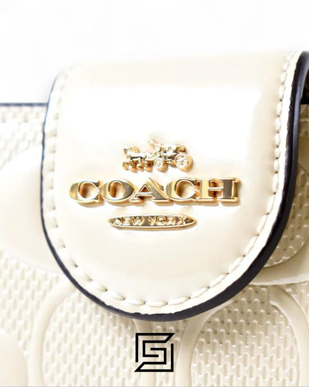 Coach Medium Corner Zip Wallet In Signature Leather in White Style No. CV414