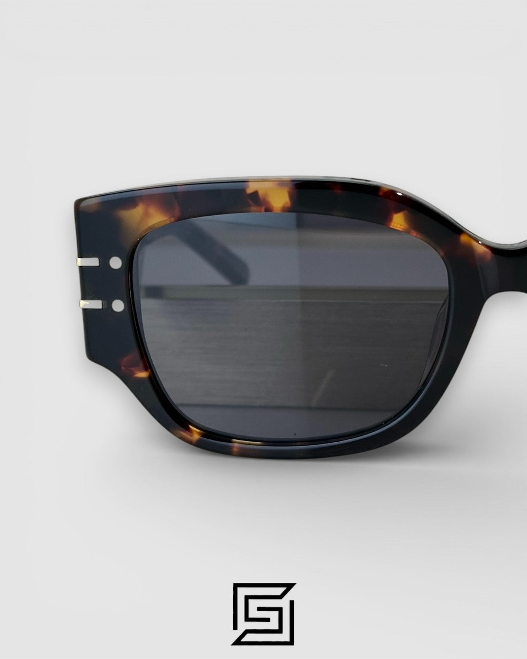Dior Signature S13F Black Lenses and Tiger Brown Frame with Gold Logo Luxury Sunglasses