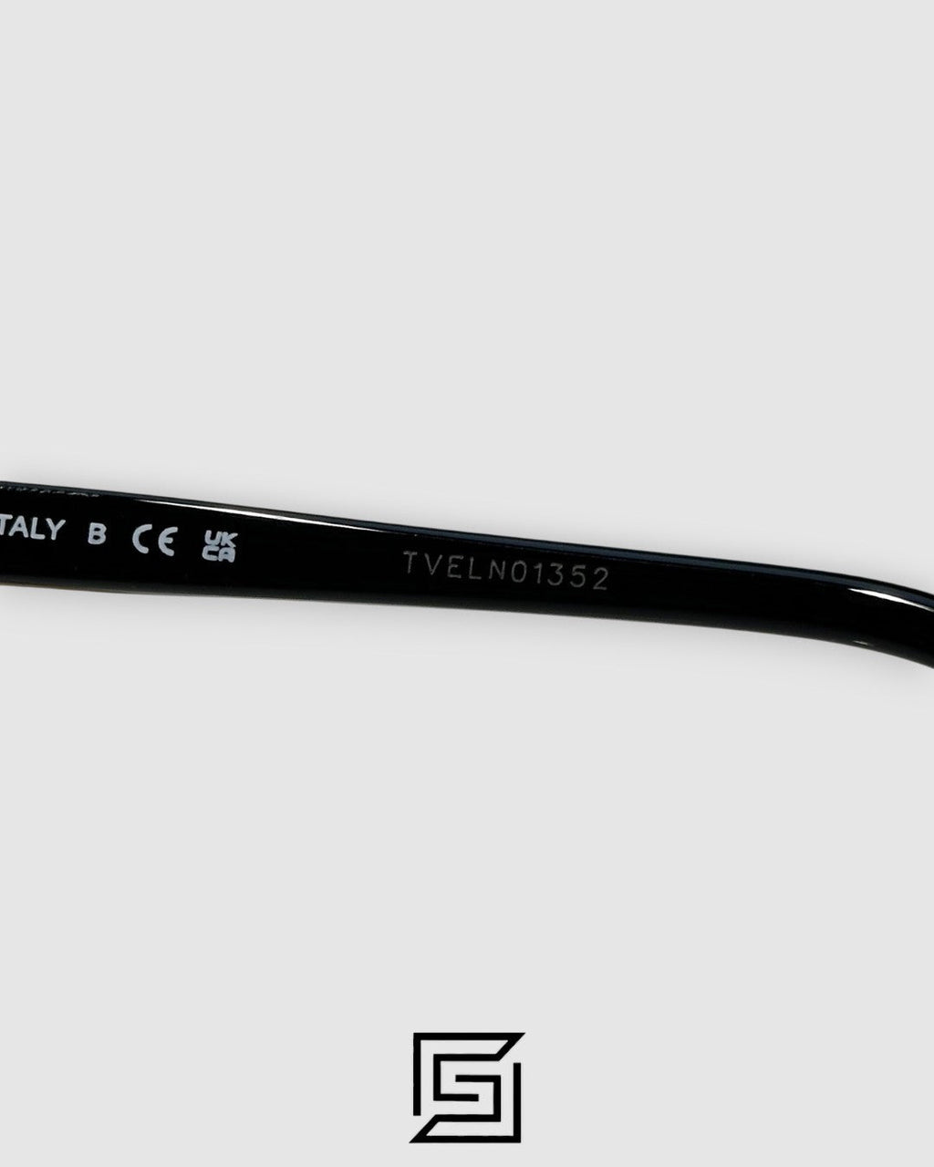 Miu Miu SMU04Z Black Frame Gold LogoOptical Glasses