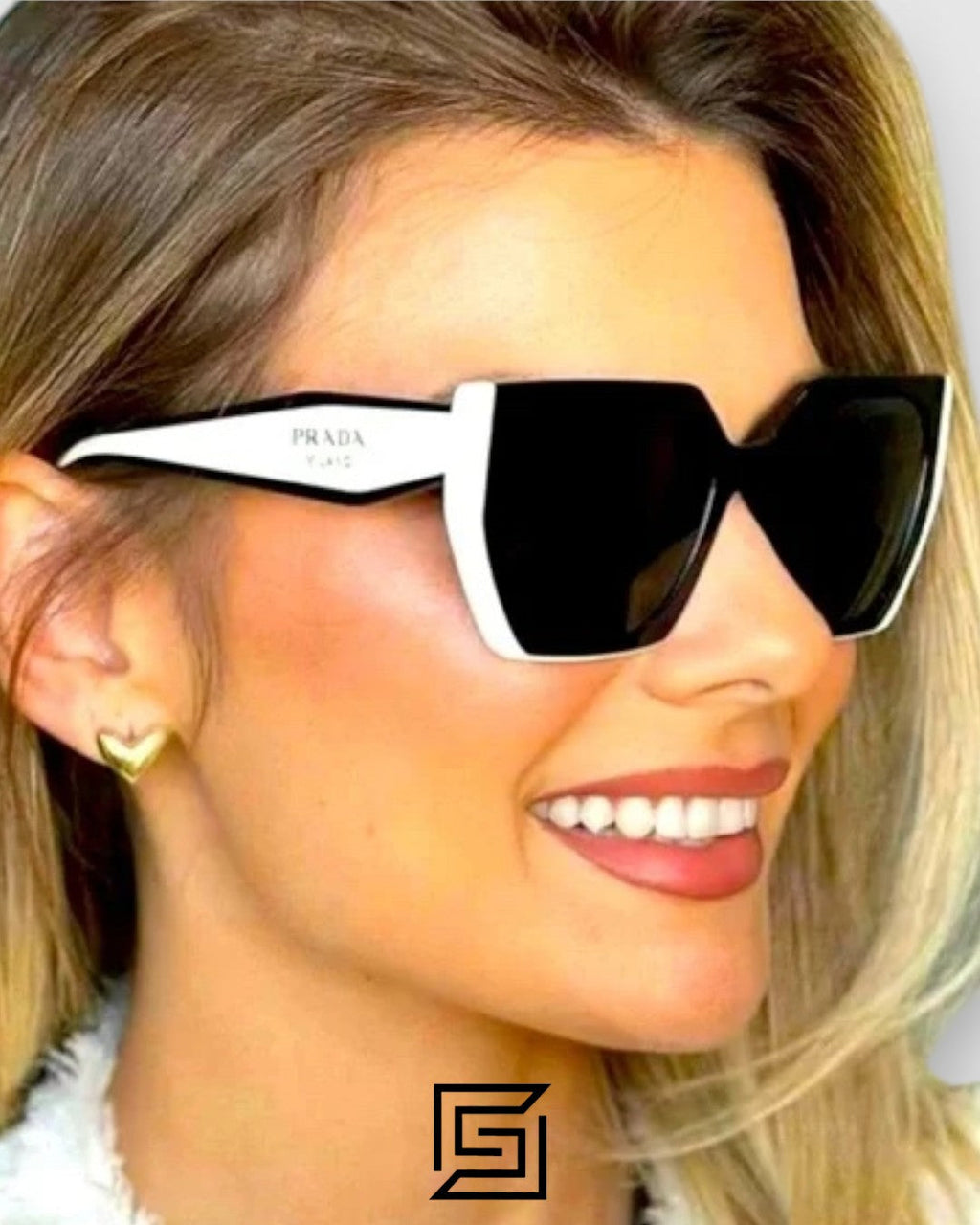 نظارة برادا PR15WS بعدسات سوداء وإطار أسود وذراع أخضر