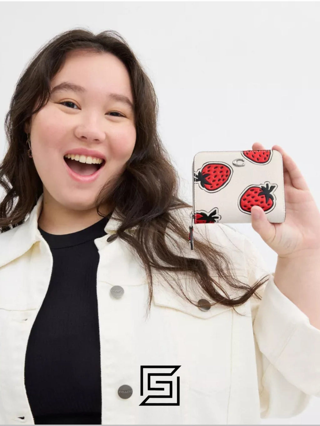 Coach Billfold With Strawberry Print CT908 White
