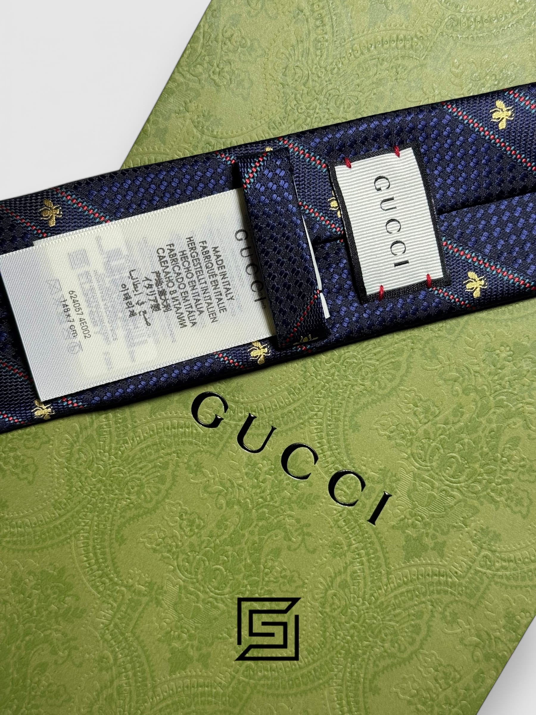 Gucci - Navy Blue Color With Gold Bee Constant Pattern