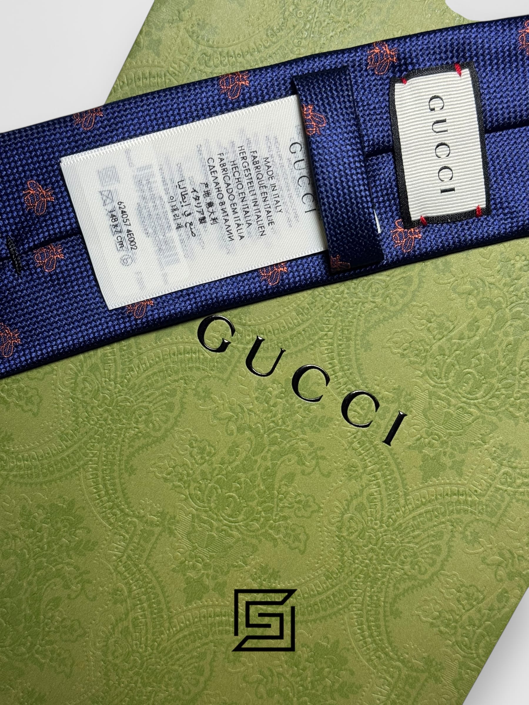 Gucci - Navy Blue Color With Brown Bee Pattern