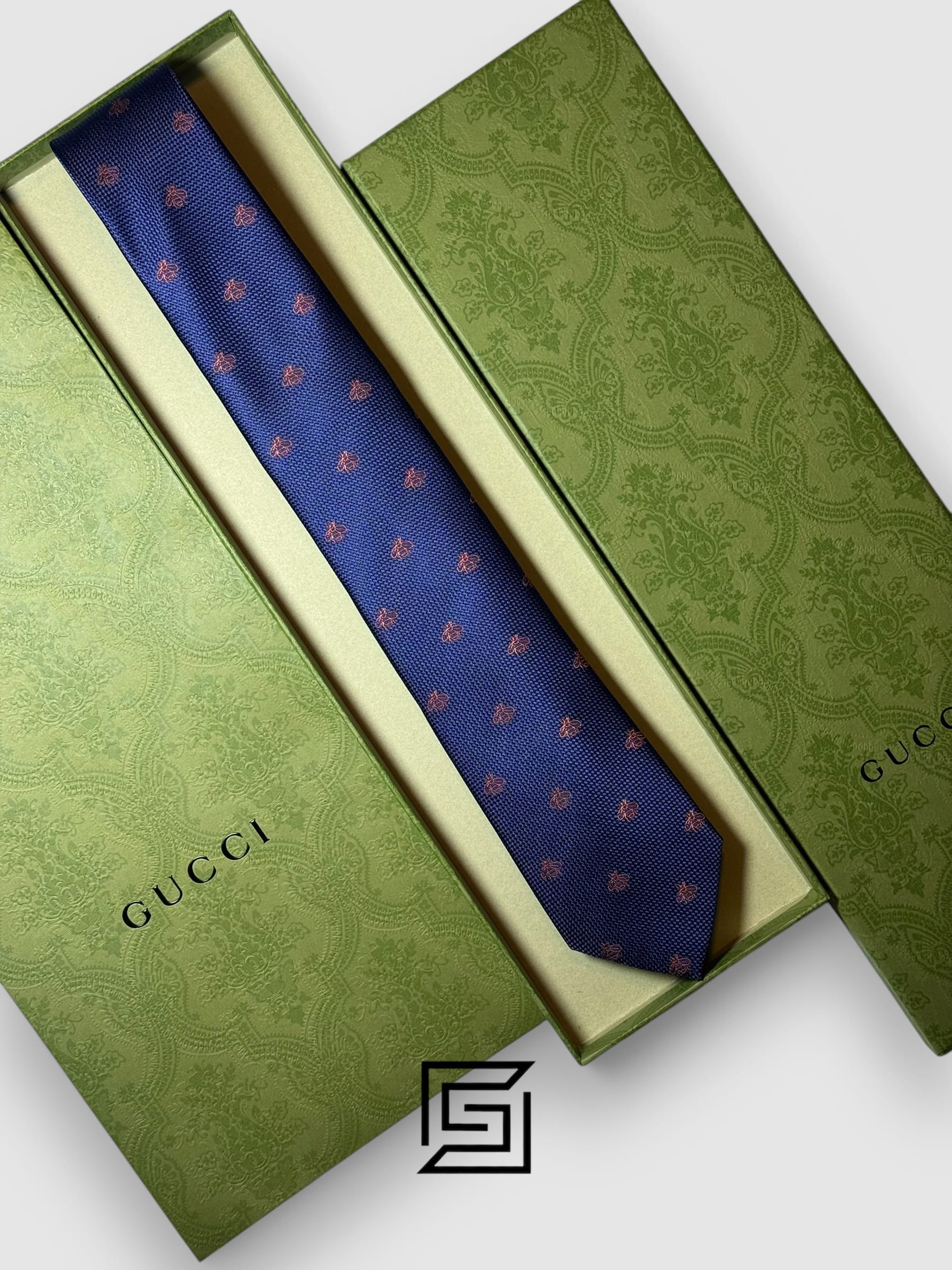 Gucci - Navy Blue Color With Brown Bee Pattern