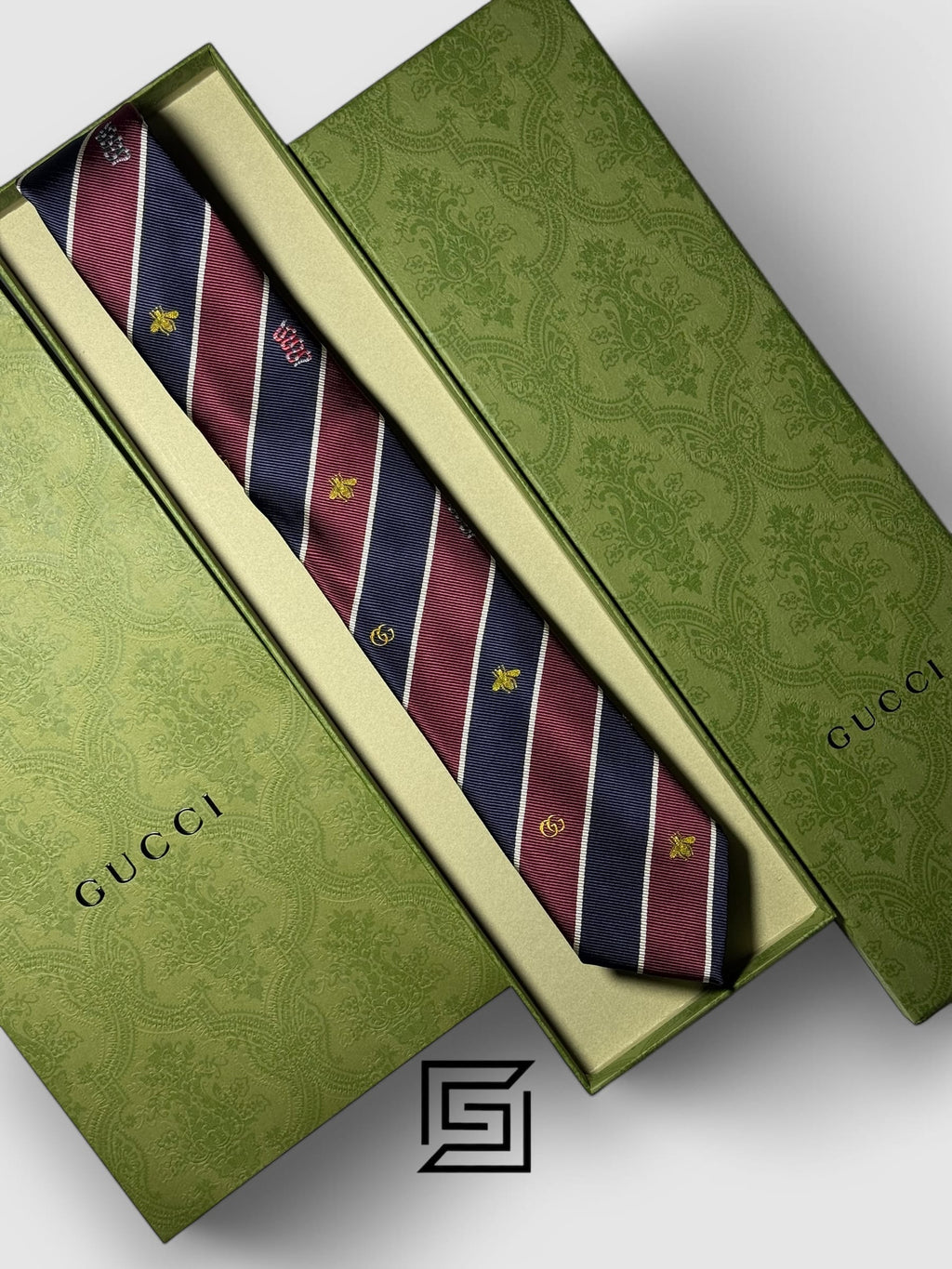 Gucci - Striped Dark Red and Navy Blue With Multi Signatures