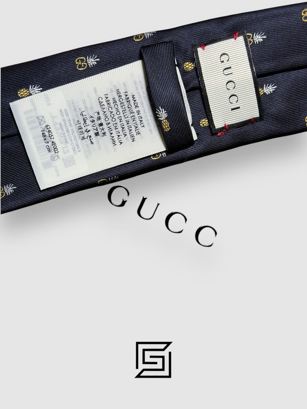 Gucci - Navy Blue Color with Pineapple Signature